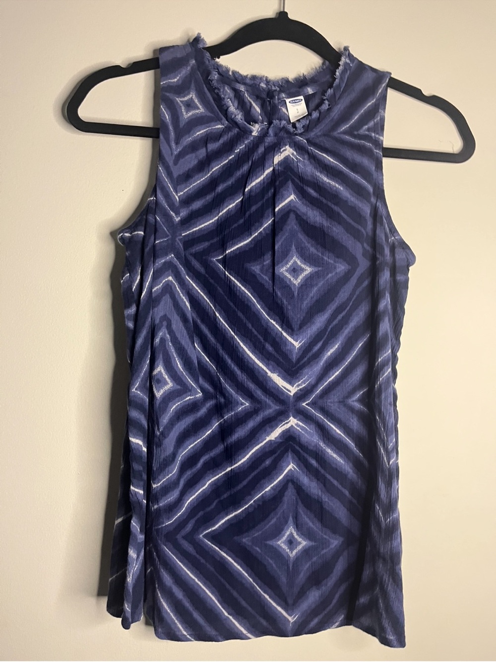 Old navy small Blue Geometric Sleeveless Top